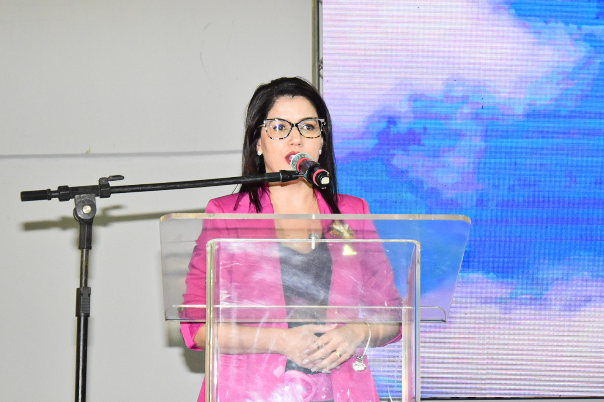 Vanessa Leal, presidente de honra da Anseditur em Goiás Vanessa Leal, presidente de honra da Anseditur em Goiás
