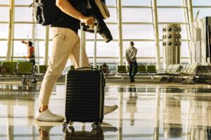 Nomad dá 6 dicas para economizar na viagem internacional