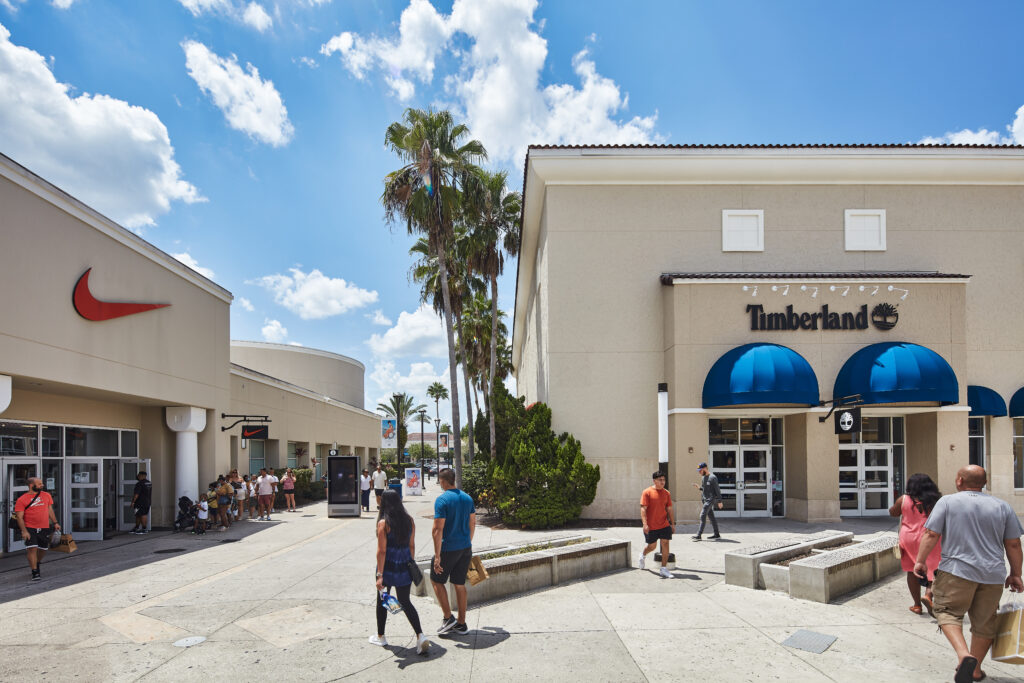 Compras no Florida Mall - O Maior Shopping de Orlando