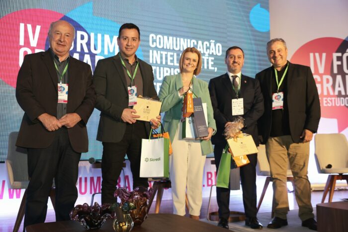 Fórum Gramado de Estudos Turísticos encerra sua quarta edição com recorde de participantes Fórum Gramado de Estudos Turísticos encerra sua quarta edição com recorde de participantes