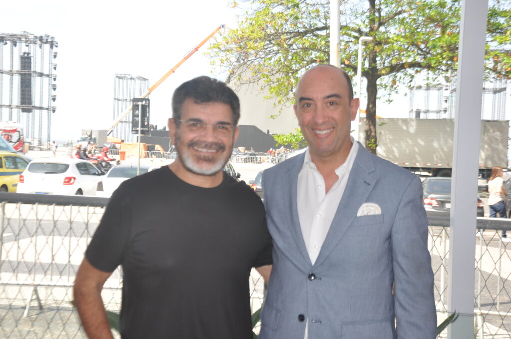 Abel Gomes, diretor geral do Show do Século, e Ulisses Marreiros, gerente geral do Copacabana Palace