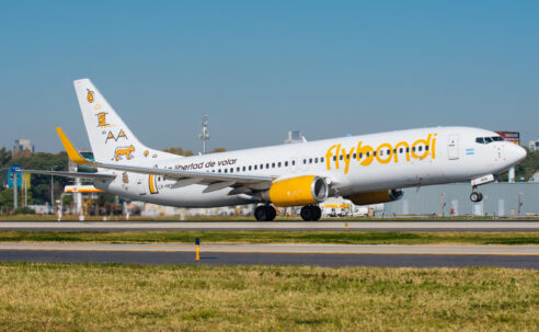 Flybondi dá 25% de desconto em passagens aéreas entre Brasil e Argentina até domingo (10)