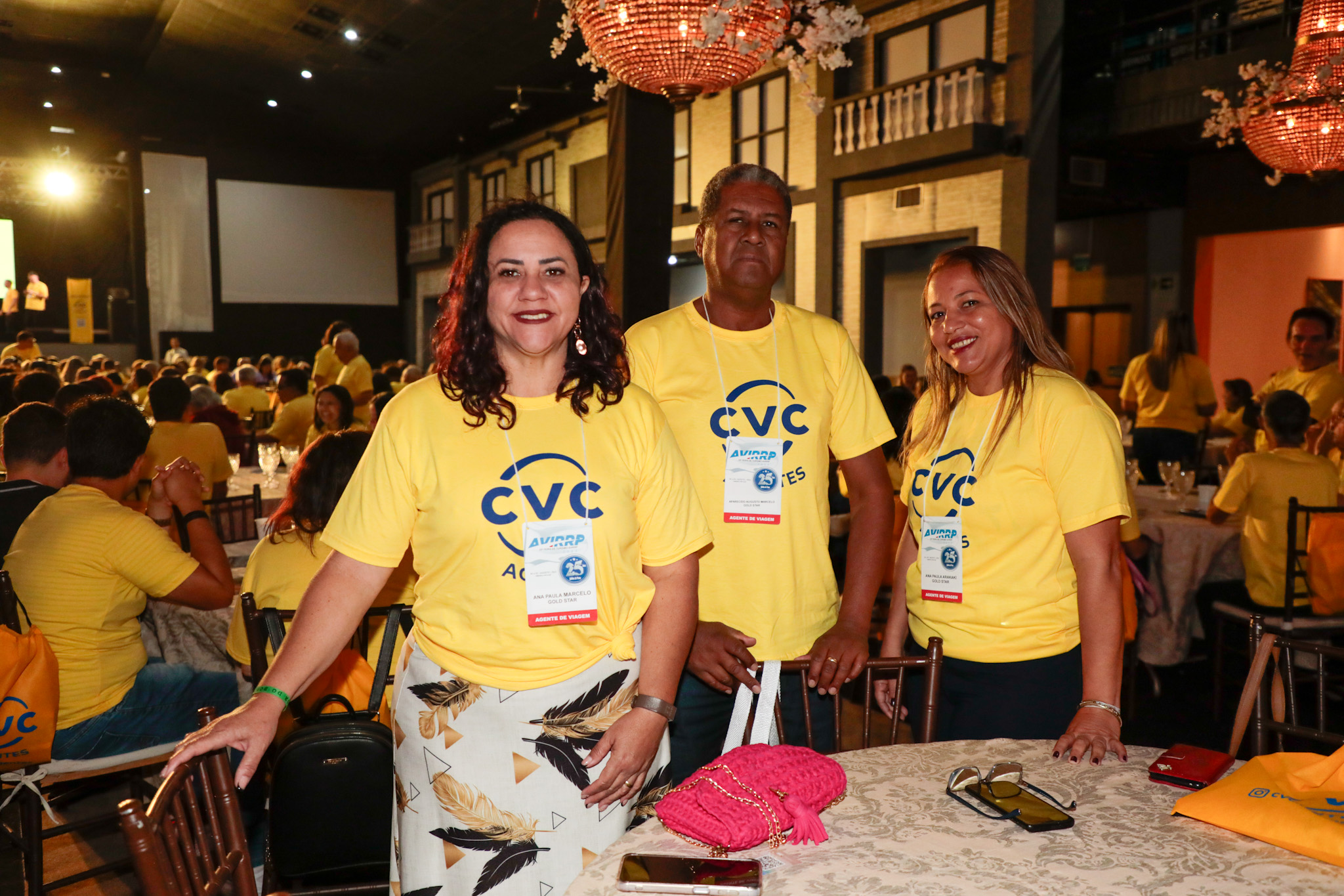 Ana Paula Marcelo, Aparecido Augusto, e Ana Paula Arakaki, da Gold Star Ana Paula Marcelo, Aparecido Augusto, e Ana Paula Arakaki, da Gold Star
