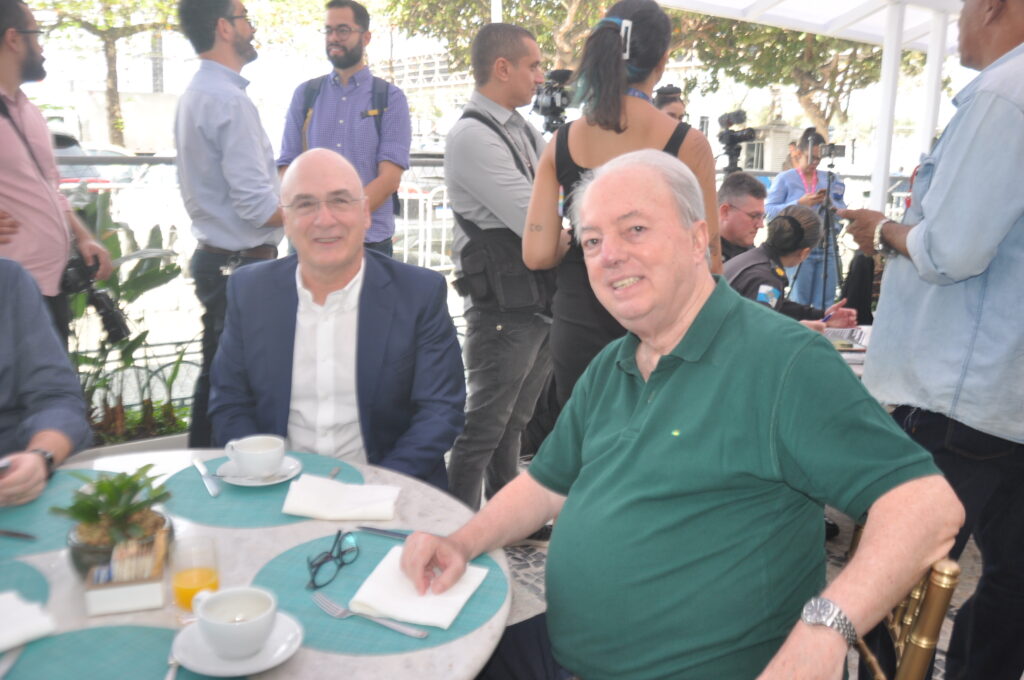 Antonio Queiroz, presidente FecomércioRJ, e Nilo Félix, subsecretário de Turismo Antonio Queiroz, presidente FecomércioRJ, e Nilo Félix, subsecretário de Turismo