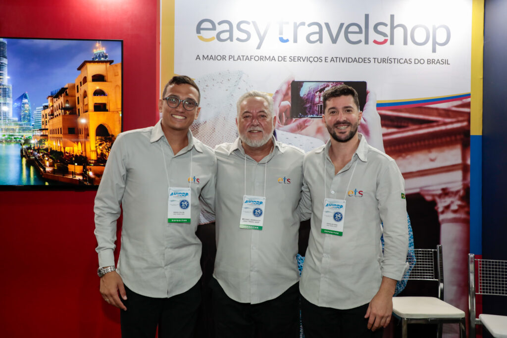 Breno Golob, Michael Barkoczy, e Douglas Diniz, da ETS