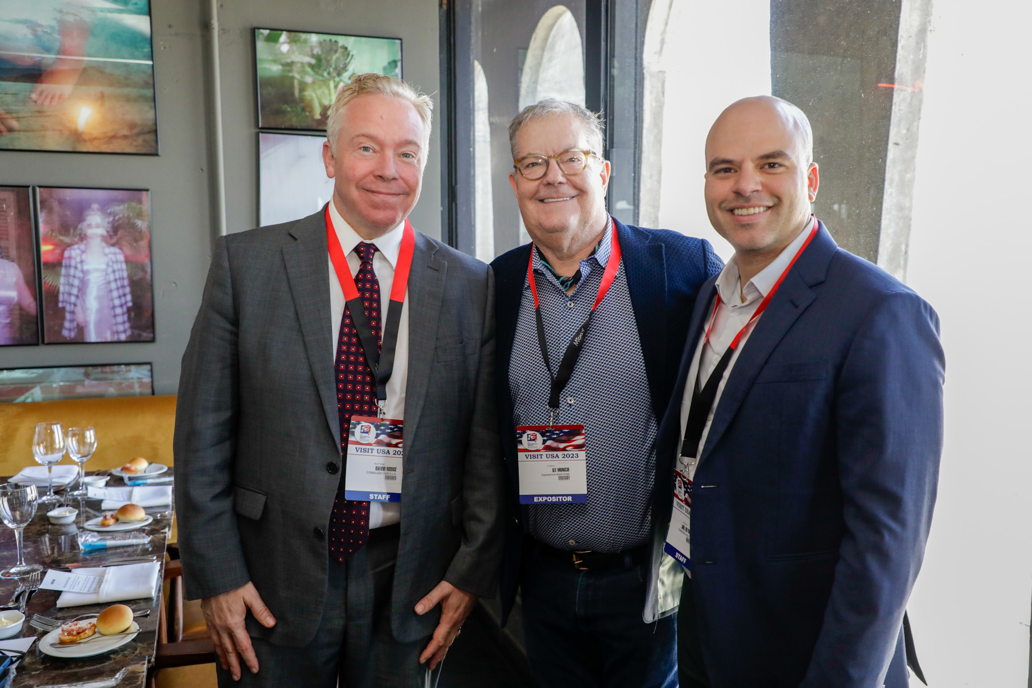 David Hodge, Cônsul Geral, DT Minich, de Kissimmee, e Joel Reynoso, do consulado americano David Hodge, Cônsul Geral, DT Minich, de Kissimmee, e Joel Reynoso, do consulado americano