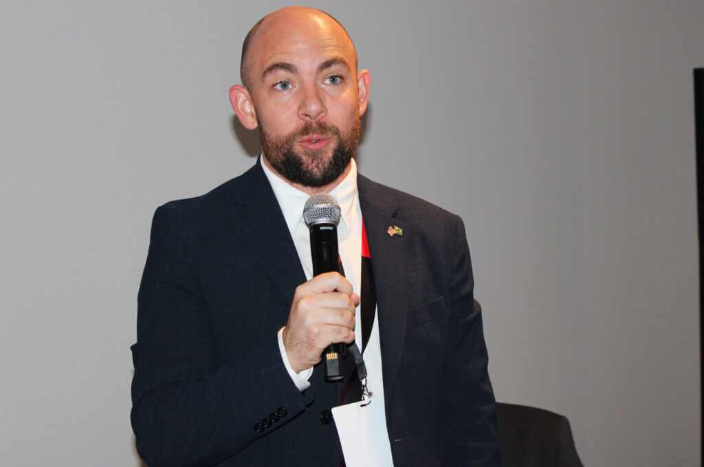 Visit USA 2023 começa em São Paulo com novidades sobre destinos e atrativos dos EUA 2 EJ Richardson Consul Comercial dos EUA em Sao Paulo Visit USA 2023 começa em São Paulo com novidades sobre destinos e atrativos dos EUA