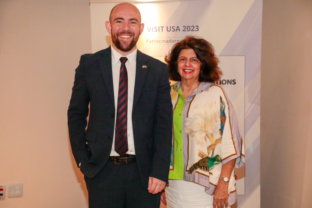 Ej Richardson, e Jussara Haddad, do consulado americano