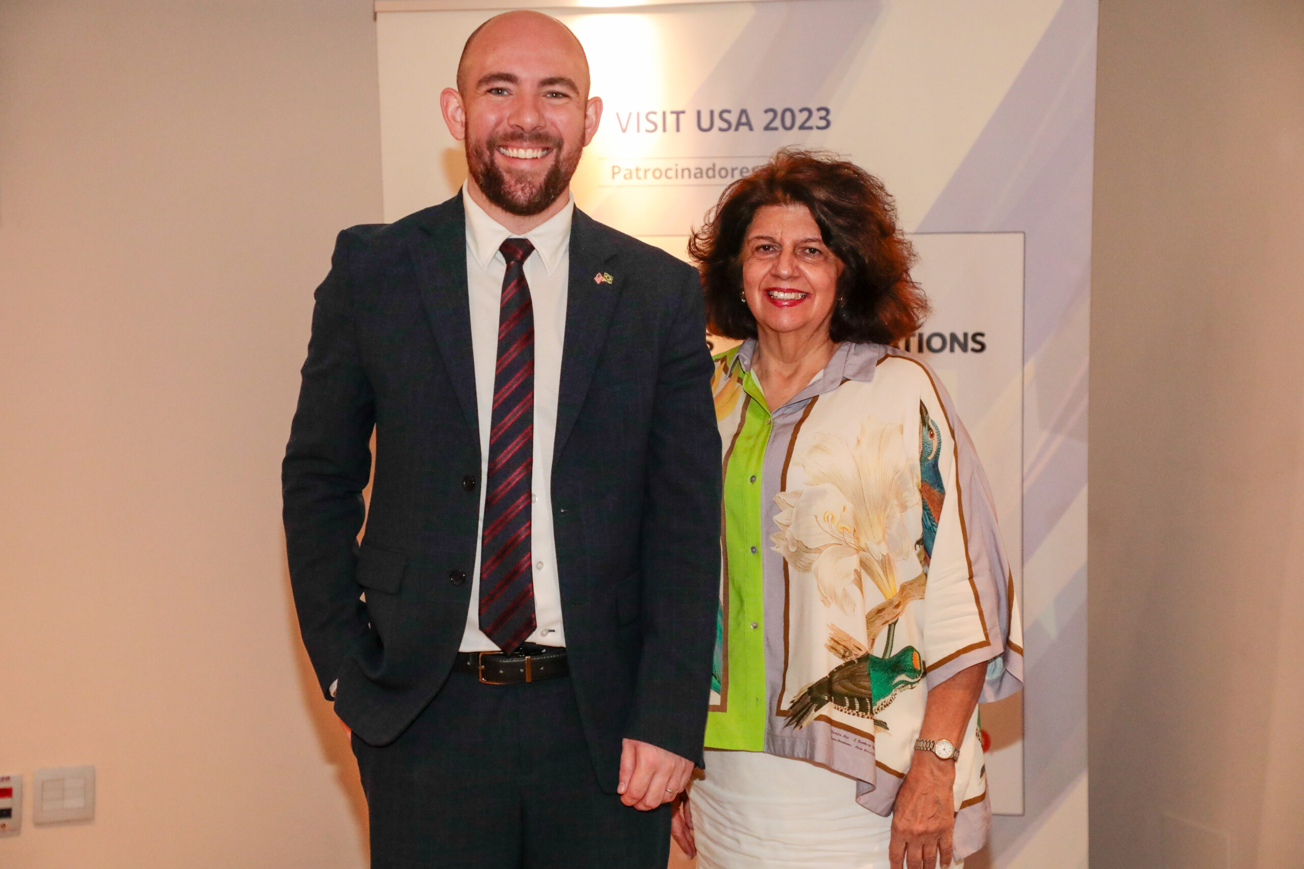 Ej Richardson, e Jussara Haddad, do consulado americano