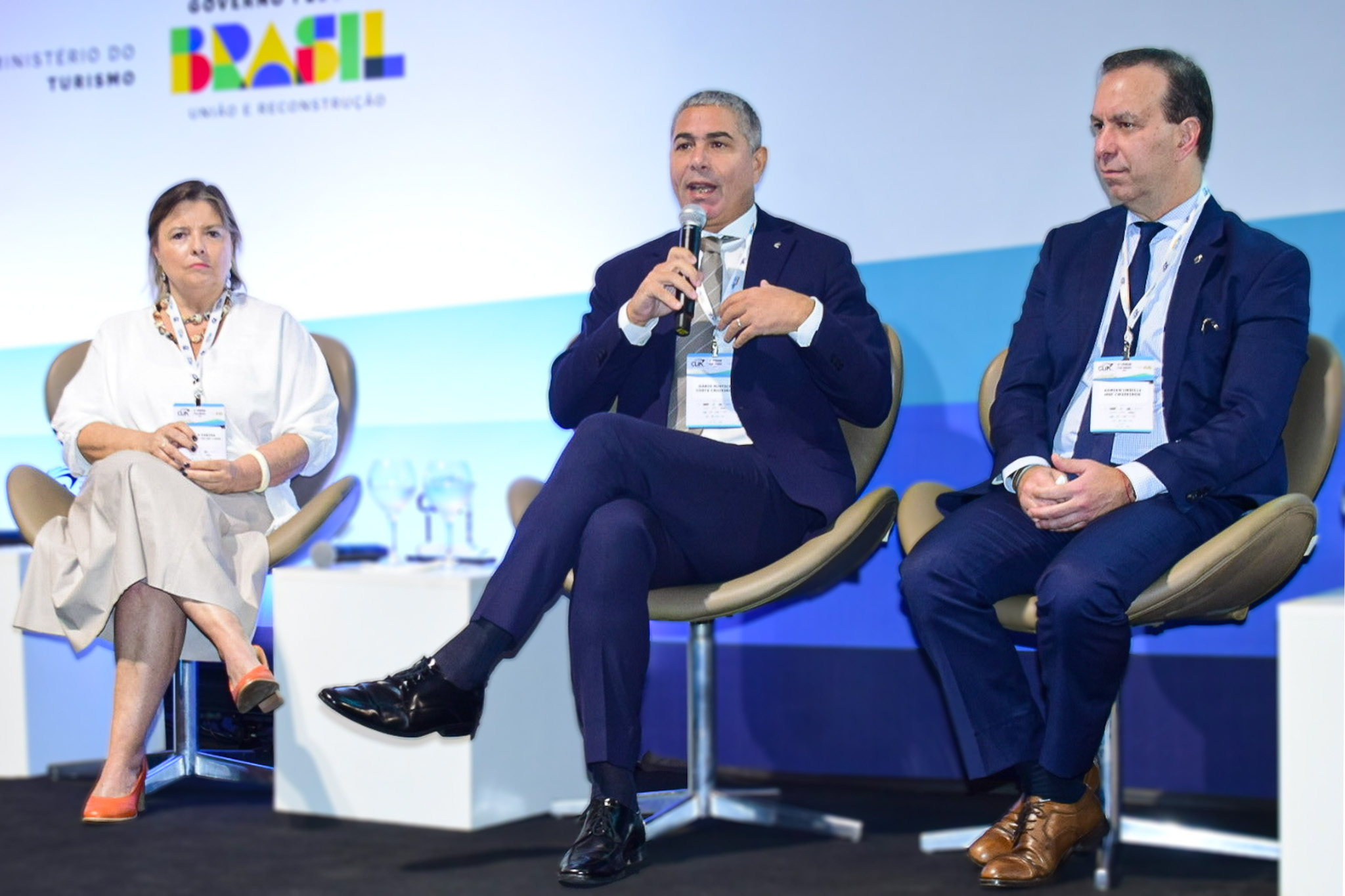 Estela Farina, da NCL, Dario Rustico, da Costa Cruzeiros e Adrian Ursilli, da MSC Estela Farina, da NCL, Dario Rustico, da Costa Cruzeiros e Adrian Ursilli, da MSC