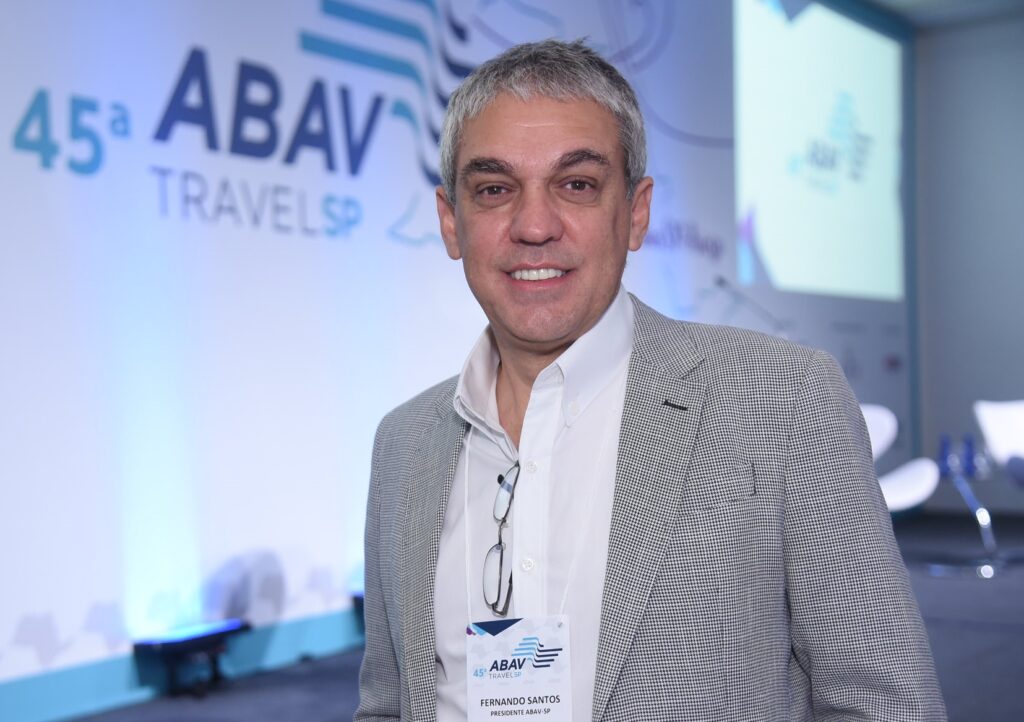 Abav-SP | Aviesp realiza live sobre estratégias para atrair mais clientes através das redes sociais Abav-SP | Aviesp realiza live sobre estratégias para atrair mais clientes através das redes sociais