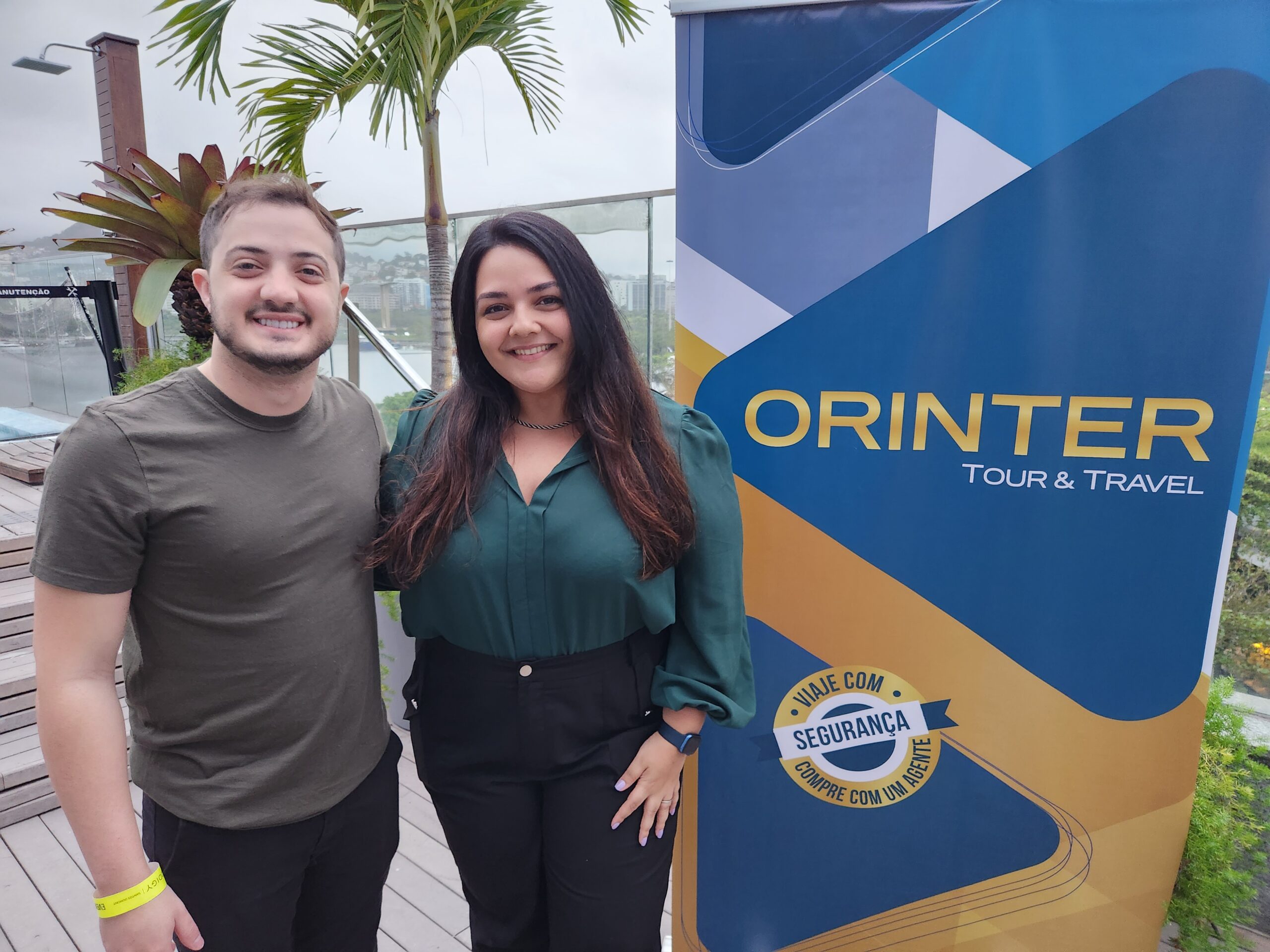 Giovanni Brogin e Paula Sasseron, Monde