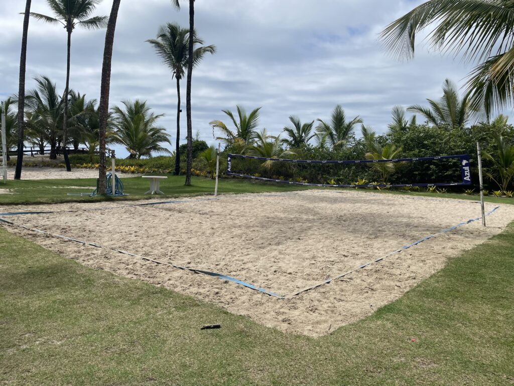 Quadra de vôlei de areia no Transamerica Resort Comandatuba