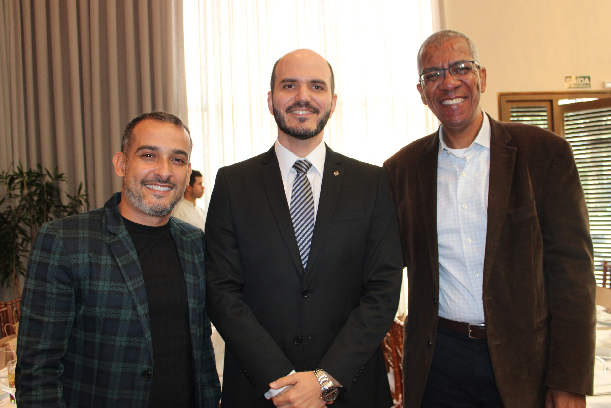 Rudolf Jakobi, da Elle Prime Viagens, Rafael Grosso, da MSC, e Reifer Souza, da BeFly Rudolf Jakobi, da Elle Prime Viagens, Rafael Grosso, da MSC, e Reifer Souza, da BeFly