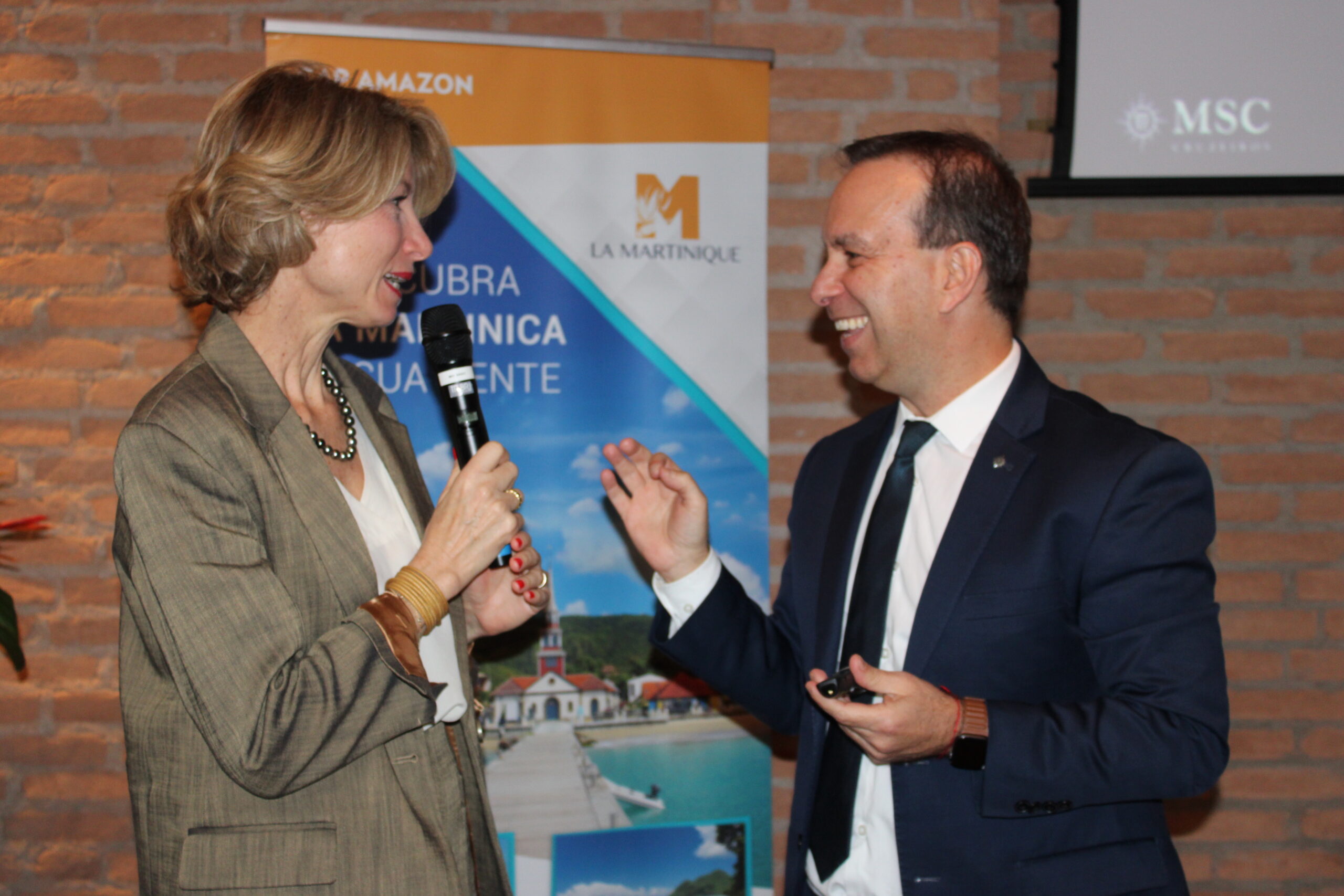 Caroline Putnoki, da Atout France, e Adrian Ursilli, da MSC Caroline Putnoki, da Atout France, e Adrian Ursilli, da MSC