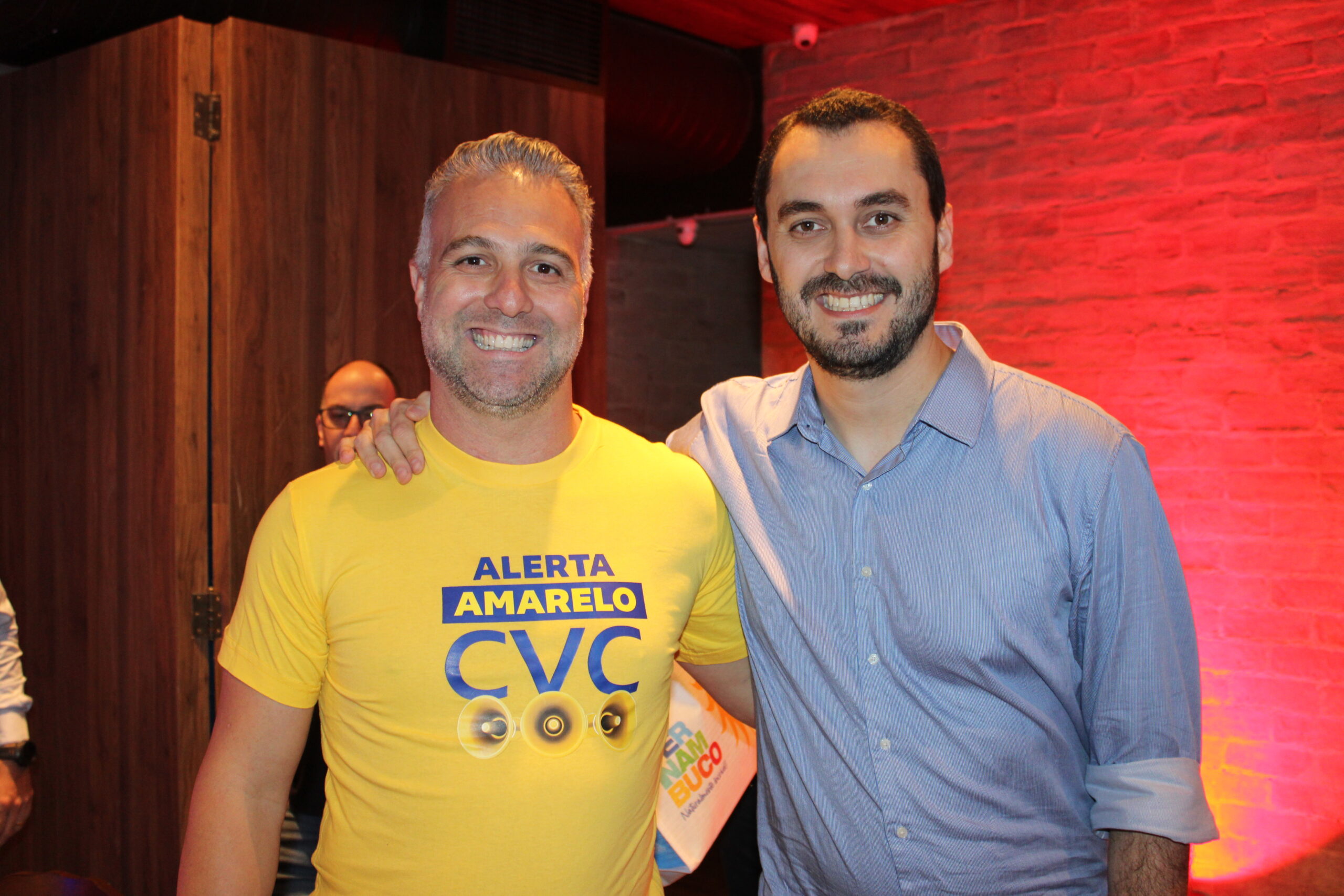 Fabricio Romero, da CVC, com Rafael Ortiz, da ViagensPromo Fabricio Romero, da CVC, com Rafael Ortiz, da ViagensPromo