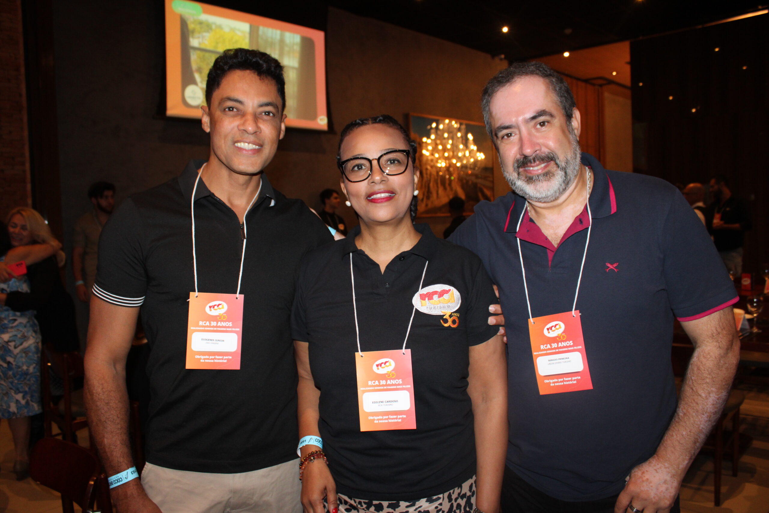 Diogenes Junior, da DGG Viagens, Edilene Cardoso, da RCA Turismo, e Sergio Pereira, da Union Divers Turismo Diogenes Junior, da DGG Viagens, Edilene Cardoso, da RCA Turismo, e Sergio Pereira, da Union Divers Turismo