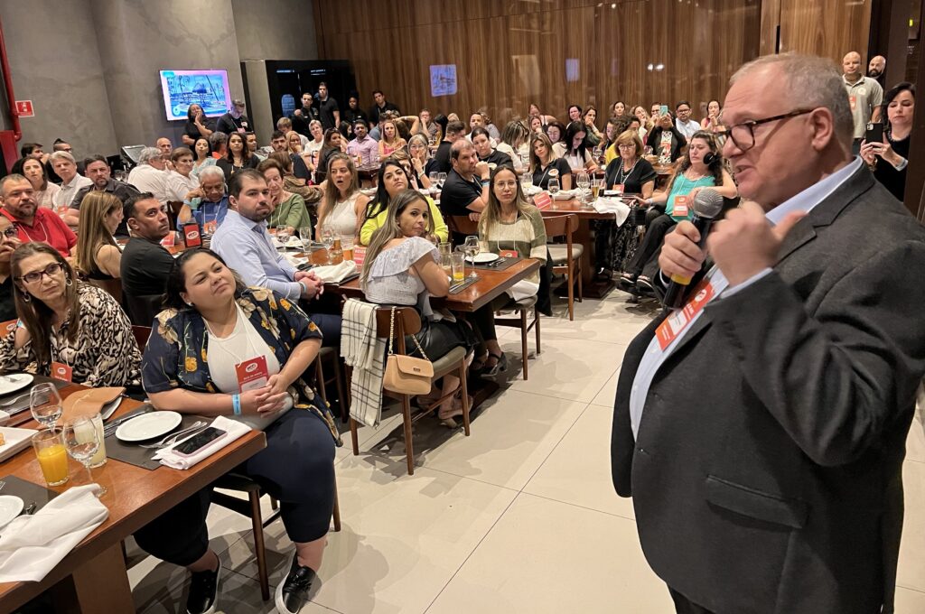 IMG 8691 RCA reúne 300 agentes e lança campanha de vendas para comemorar seus 30 anos; fotos