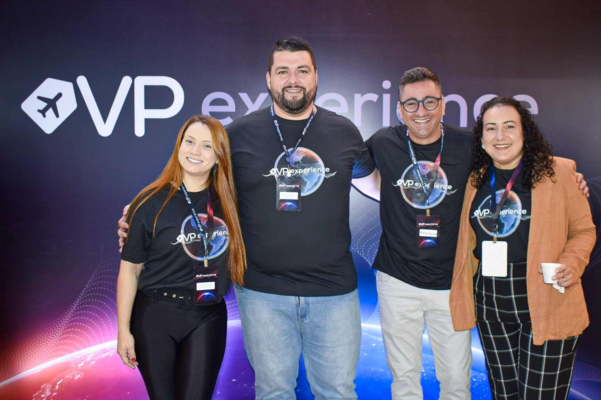 Jessica Damico, do Transamerica Comandatuba, Humberto Capolin, do Cana Brava Resort, Débora Vetullo, do Grupo AR, e Rodrigo Carossan, da Rede Soberano Jessica Damico, do Transamerica Comandatuba, Humberto Capolin, do Cana Brava Resort, Débora Vetullo, do Grupo AR, e Rodrigo Carossan, da Rede Soberano