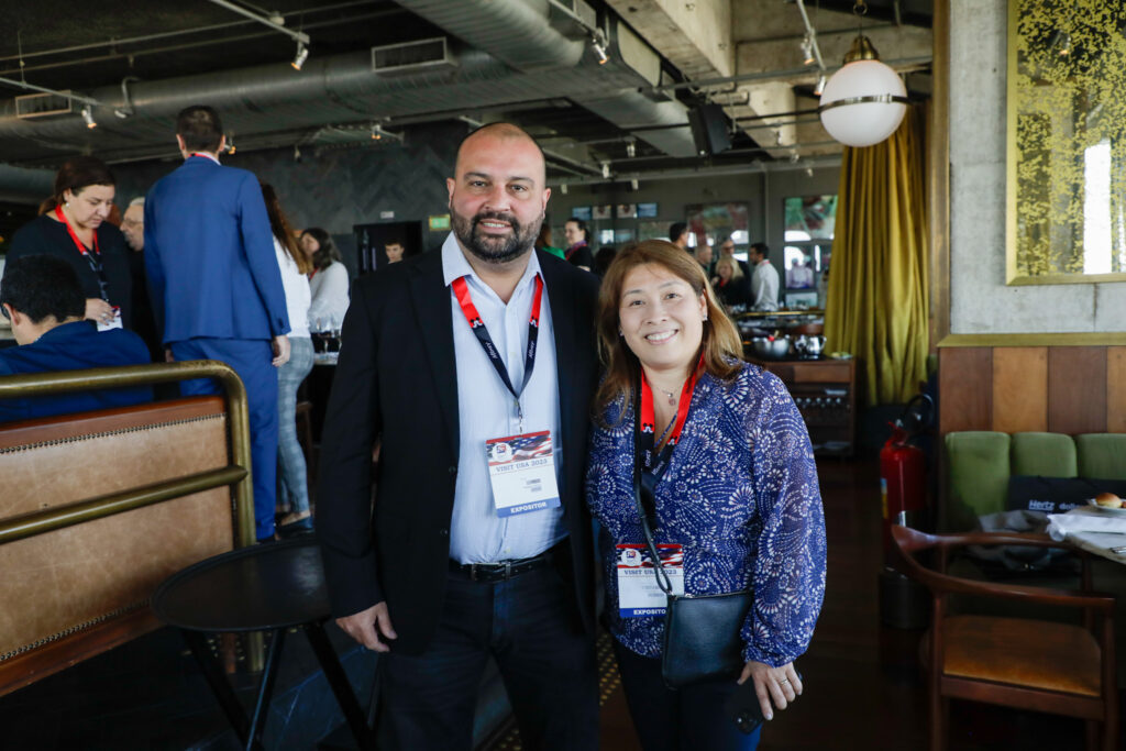 Leandro Roberto e Andrea Kubo, da ViagensPromo