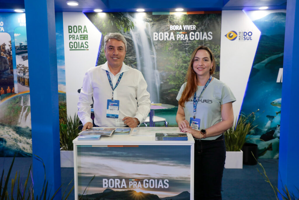 Luciano Guimarães e Mara Rosa, da Goiás Turismo