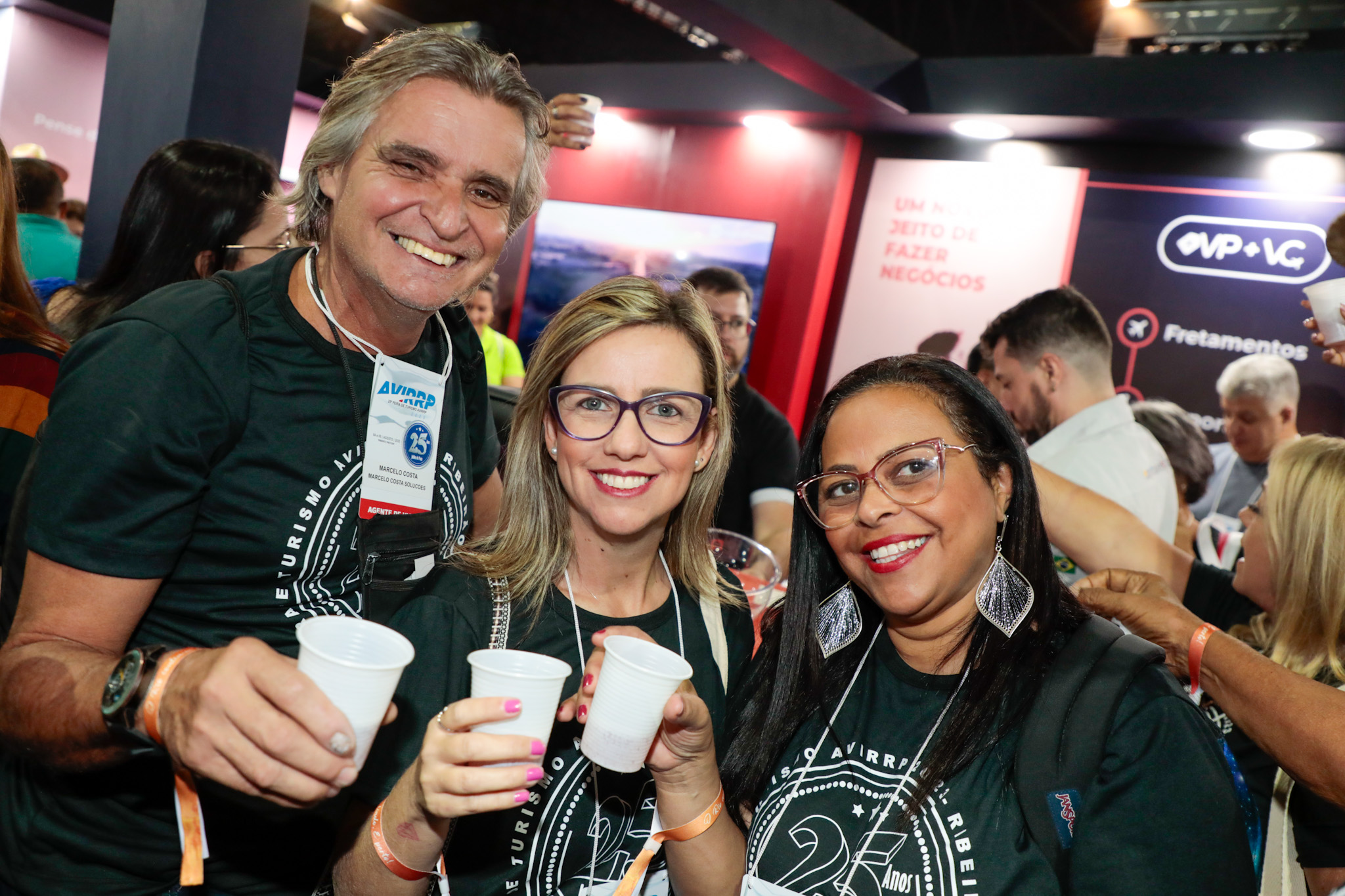 Marcelo Costa, Aline Bruno e Ana Paula Vieira Marcelo Costa, Aline Bruno e Ana Paula Vieira