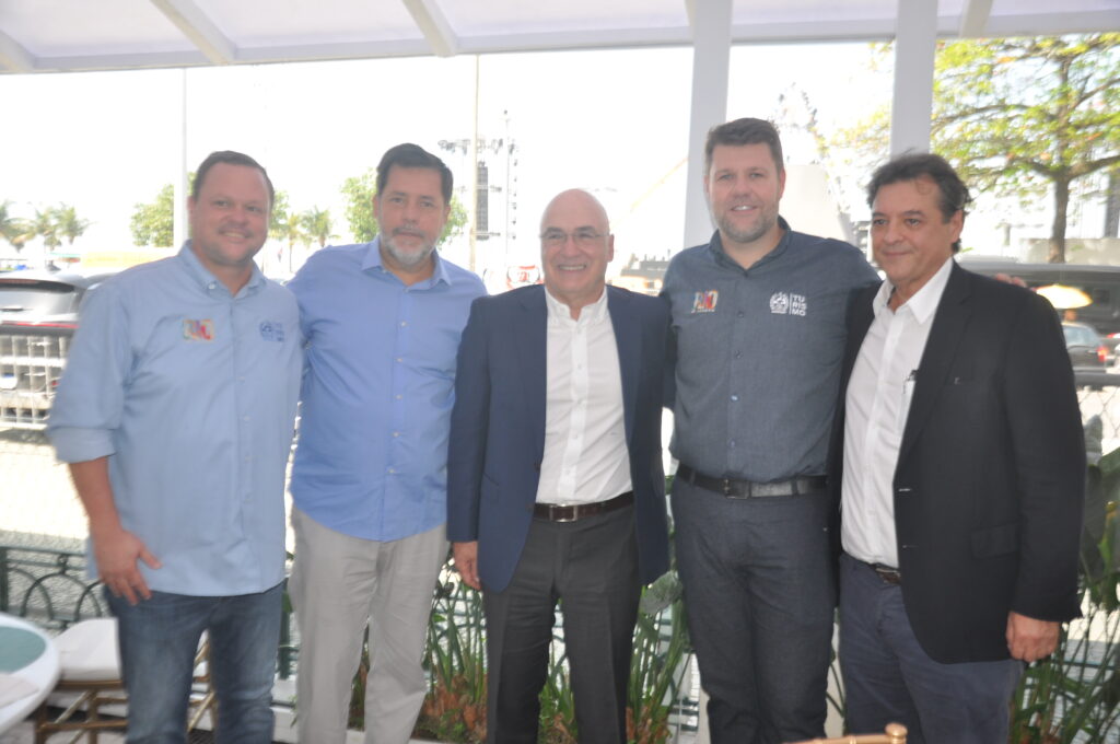 Marcelo Monfort, subsecretário de Estado de Grandes Eventos, Sérgio Ricardo, presidente TurisRio, Antonio Queiroz, presidente FecomércioRJ, Tutuca, secretário de Turismo e José Bouzón, vive Abih-RJ Marcelo Monfort, subsecretário de Estado de Grandes Eventos, Sérgio Ricardo, presidente TurisRio, Antonio Queiroz, presidente FecomércioRJ, Tutuca, secretário de Turismo e José Bouzón, vive Abih-RJ