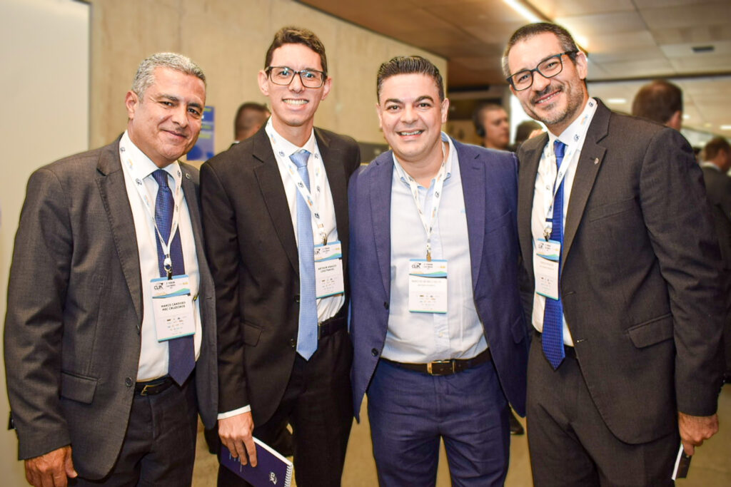 Marco Cardoso, da MSC; Arthur Araújo, da LogiTravel; Marcos Silva, da Marítimos Cruzeiros; e Ignacio Palacios, da MSC