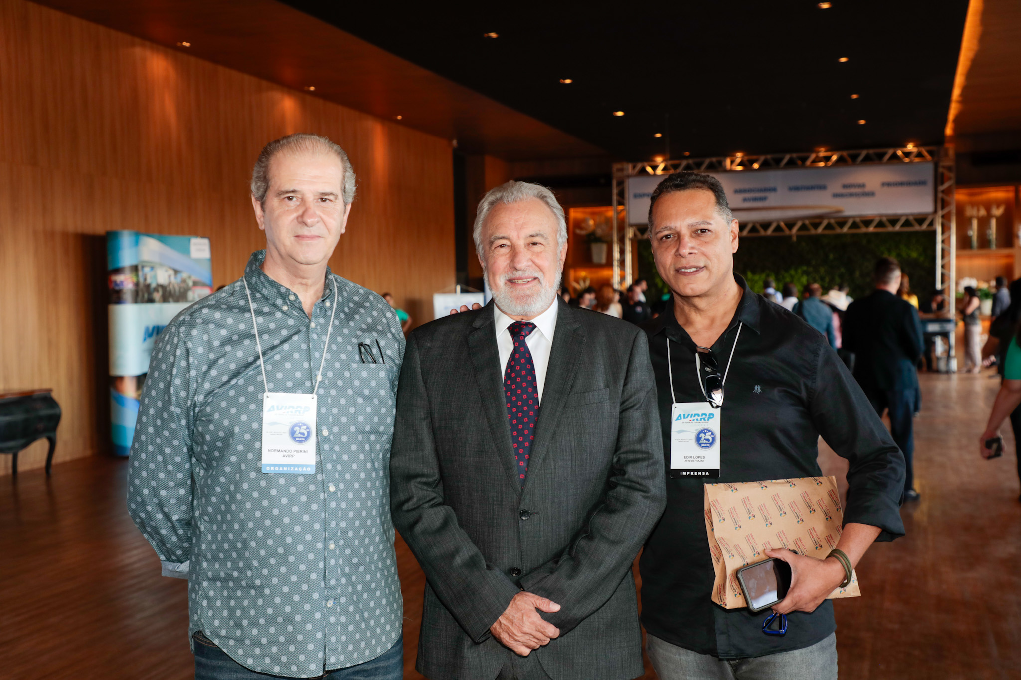 Normando Pierini, da Avirrp, Celso Guelfi, da GTA, e Edir Lopes, da Avirrp Normando Pierini, da Avirrp, Celso Guelfi, da GTA, e Edir Lopes, da Avirrp