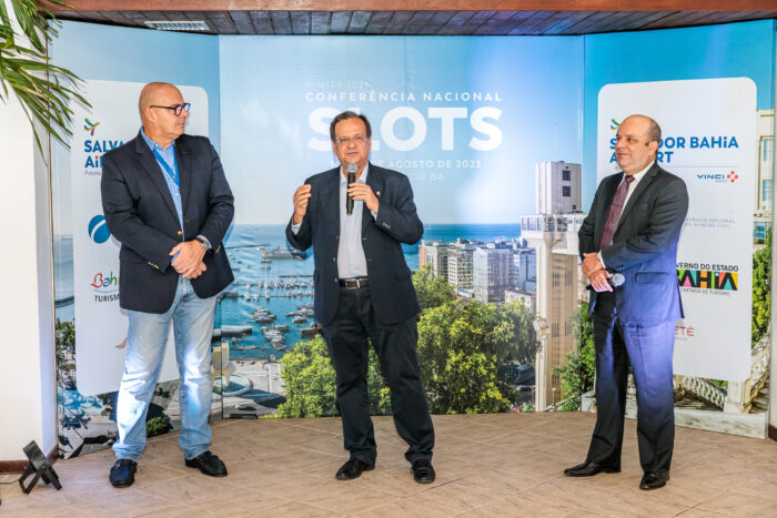 Salvador é alvo de discussão para melhoria na conectividade durante a alta temporada 1 Profissionais do setor aereo discutem em Salvador voos para alta temporada Foto Divulgacao e1692305006548 Salvador é alvo de discussão para melhoria na conectividade durante a alta temporada