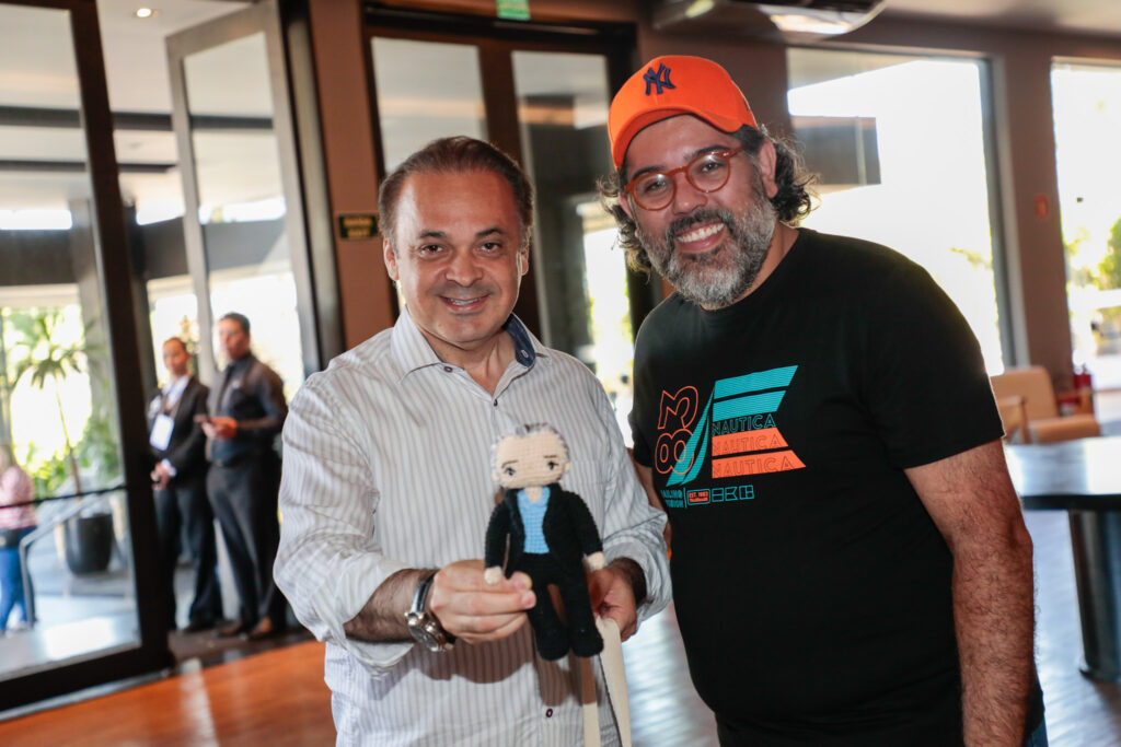 Roberto de Lucena, secretário de turismo do estado de São Paulo, e Pedro Leão, secretário Municipal da Cultura e Turismo de Ribeirão Preto durante abertura da Avirrp
