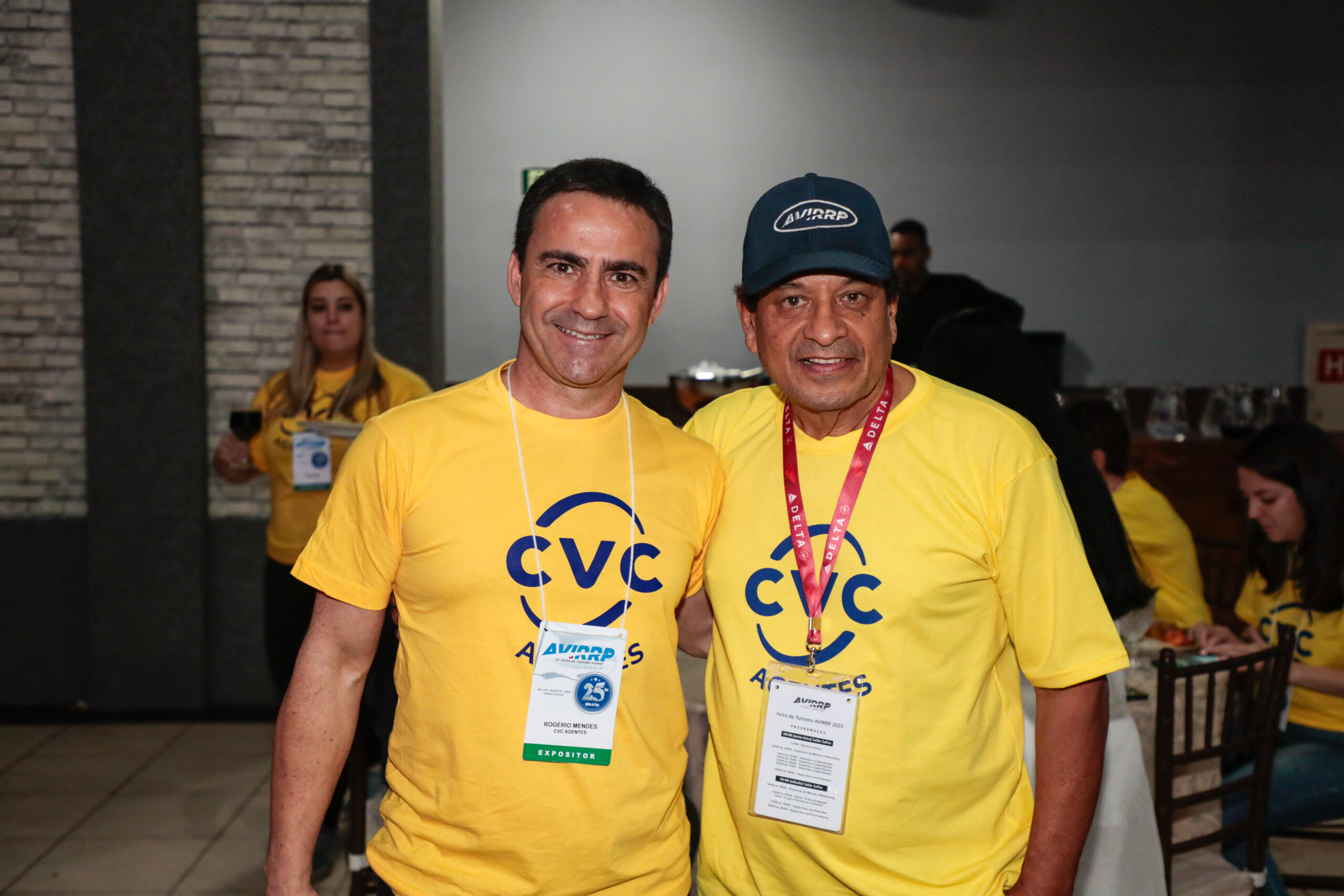 Rogério Mendes, da CVC Corp, e César Aveiro, da Avirrp Rogério Mendes, da CVC Corp, e César Aveiro, da Avirrp