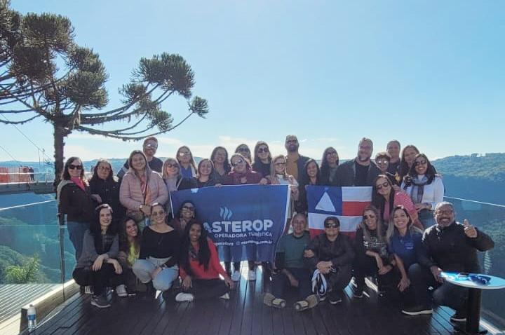 Skyglass Canela recebe 273 agentes de viagens no primeiro semestre de 2023 Skyglass Canela recebe 273 agentes de viagens no primeiro semestre de 2023