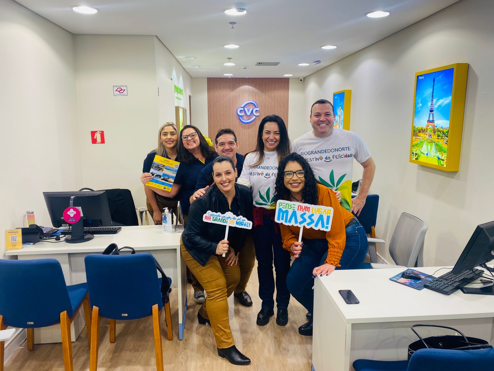 Blitz pelas lojas CVC de São Paulo