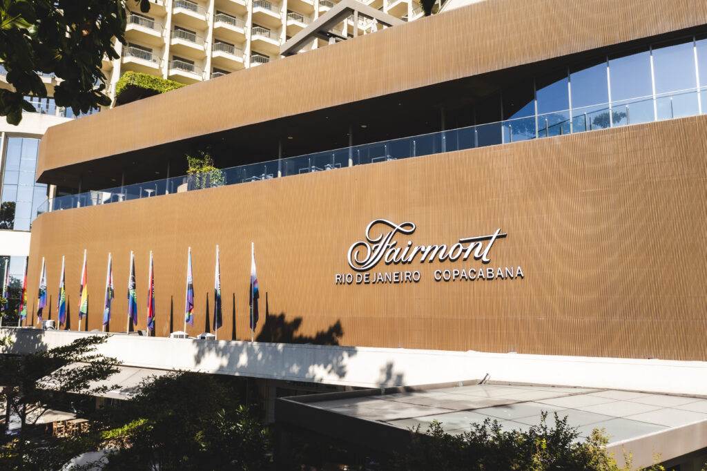 Fairmont Copacabana completa 4 anos com grande festa neste sábado (5)