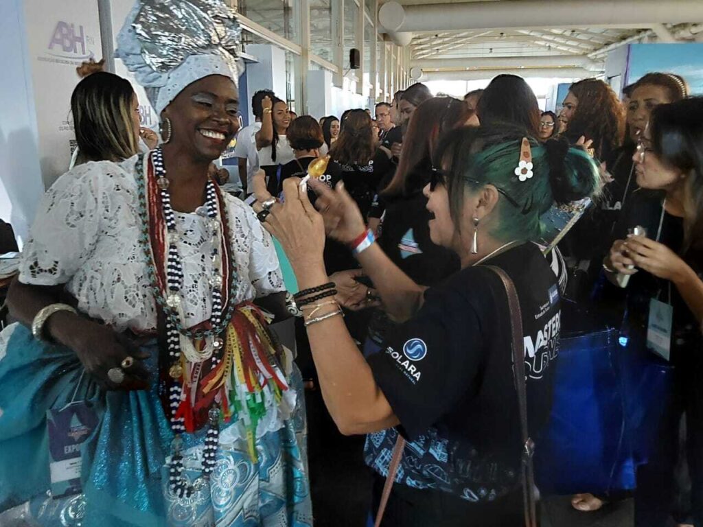 Agentes recebem fitinha do Senhor do Bonfim