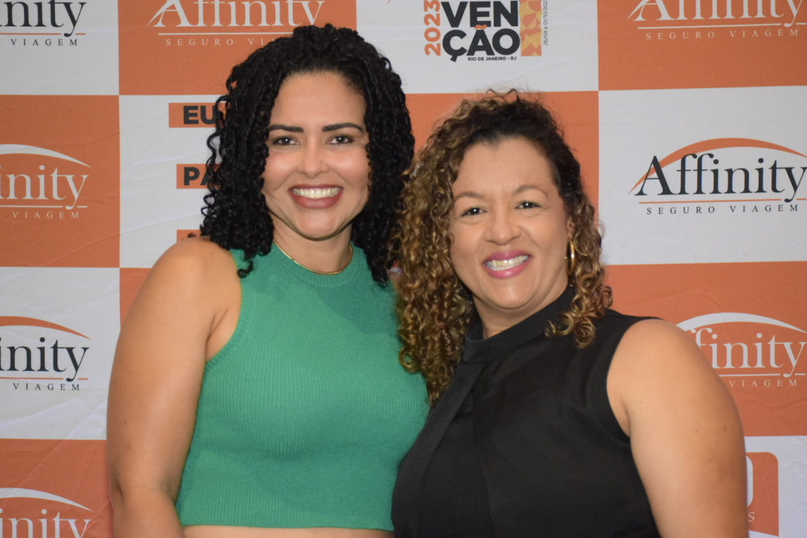 Jucilene Aires e Neula Valente