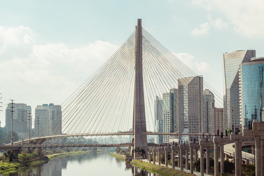 Turismo na cidade de São Paulo cresce 84% e fatura R$ 8,4 bilhões no primeiro semestre Turismo na cidade de São Paulo cresce 84% e fatura R$ 8,4 bilhões no primeiro semestre