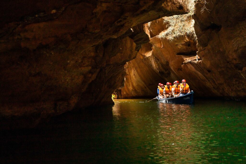 A beleza e a magnitude do Cânion de Xingó atraem milhares de turistas