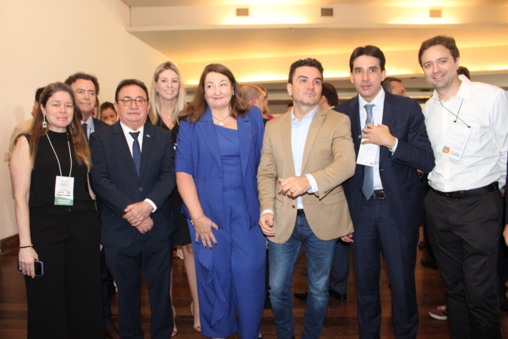 Carla Fonseca, Manoel Linhares, Magda Nassar, Celso Sabino, Silvio Costa Filho e Celso Ferrer