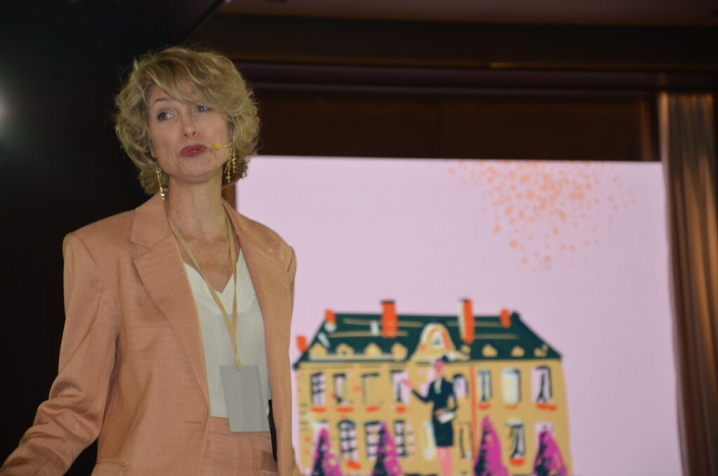 Caroline Putnoki, diretora da Atout France no Brasil