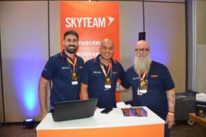 Luiz Fernando, Marco Alves e Élis Rodrigues, da SkyTeam
