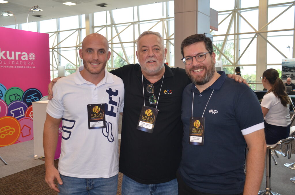 Pessuto, da FRT Operadora, Michael Barkoczy, da ETS e Renato Alves, da ViagensPromo