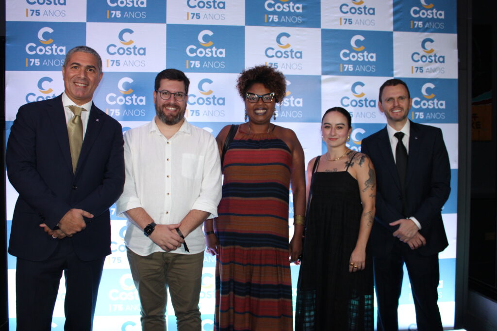 Dário Rustico, da Costa, Renato Alves, Claudia Gonçalves e Camila Buriola, da ViagensPromo, e Ruy Ribeiro, da Costa