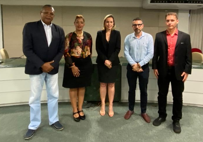 Salvador pode ganhar voo direto de Cuba Salvador pode ganhar voo direto de Cuba