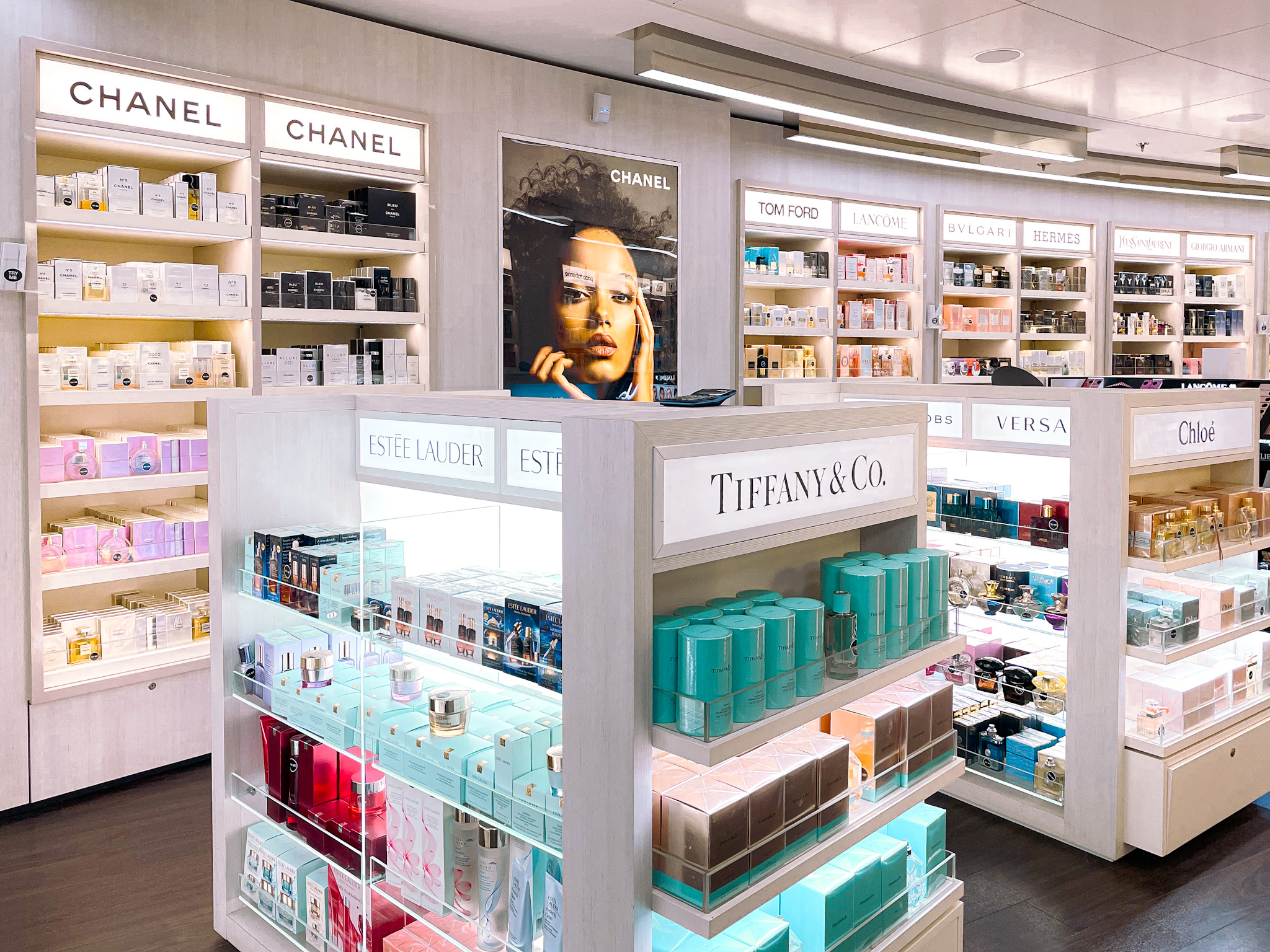 Loja de cosméticos no MSC Grandiosa Loja de cosméticos no MSC Grandiosa