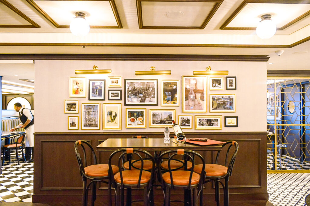 Decoração do restaurante L’atelier Bistrot