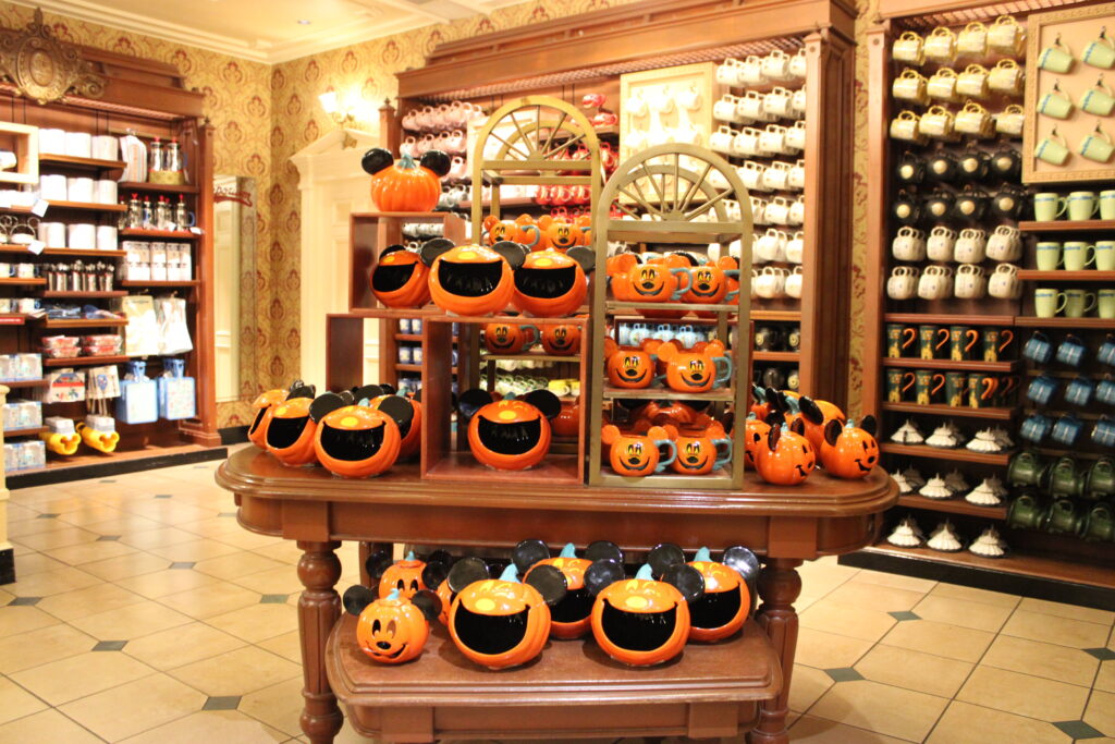 IMG 6378 'Mickey’s Not-So-Scary': Disney festeja Halloween com muitas cores e fantasias; veja fotos