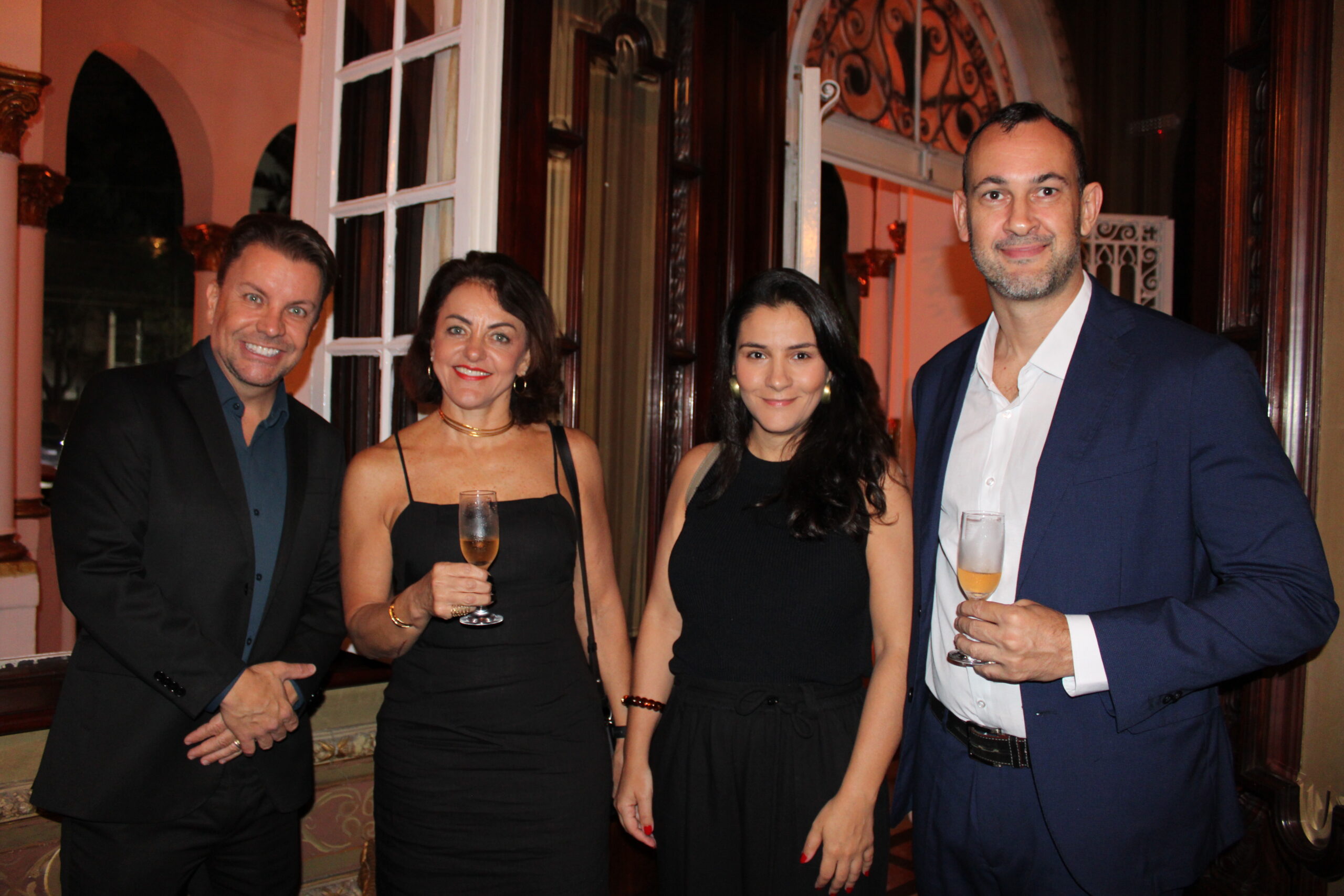 Andre Khouri, da CNT, Nice van Oorschot, da BestBuy Travel, Juliana Castiglione, da Gol, e Remy Ponso, da BestBuy Travel Andre Khouri, da CNT, Nice van Oorschot, da BestBuy Travel, Juliana Castiglione, da Gol, e Remy Ponso, da BestBuy Travel