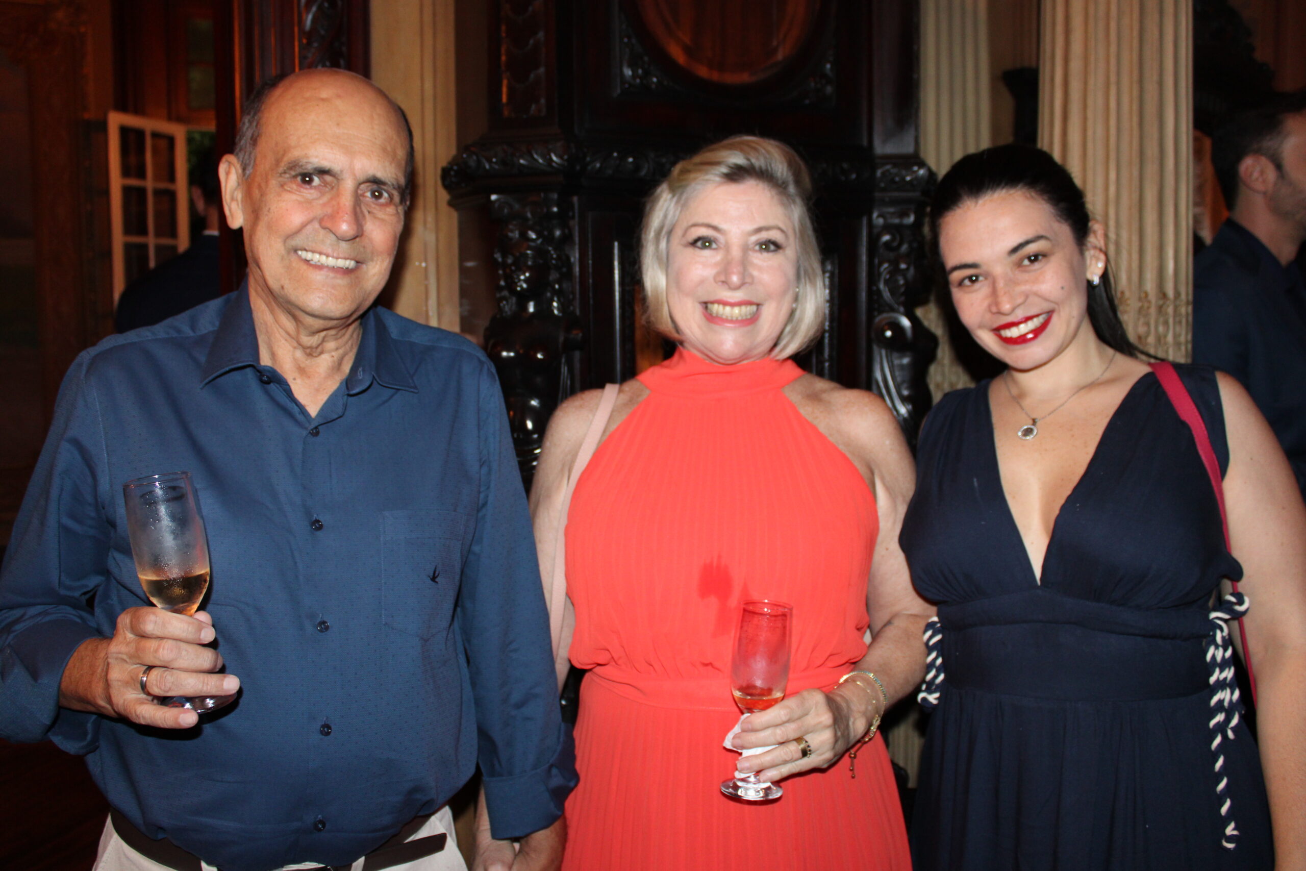 Cássia e Arnaldo Negri, da Cassia Tur, e Myrnna Padila, da CNT Cássia e Arnaldo Negri, da Cassia Tur, e Myrnna Padila, da CNT